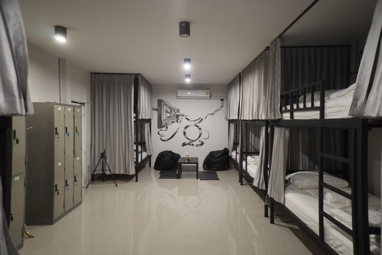 Zen Hostel Chiangmai Chiang Mai Exterior photo
