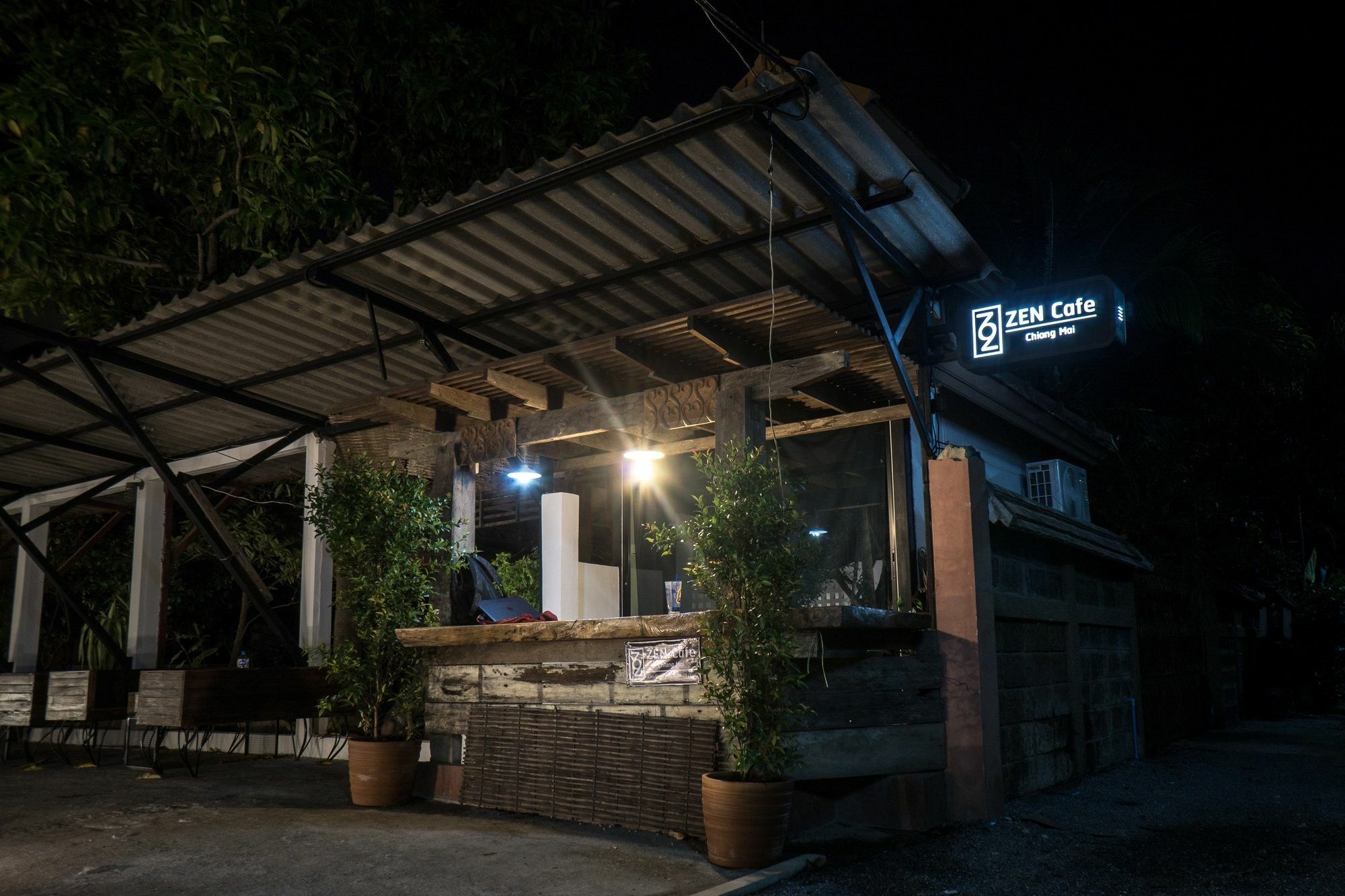 Zen Hostel Chiangmai Chiang Mai Exterior photo